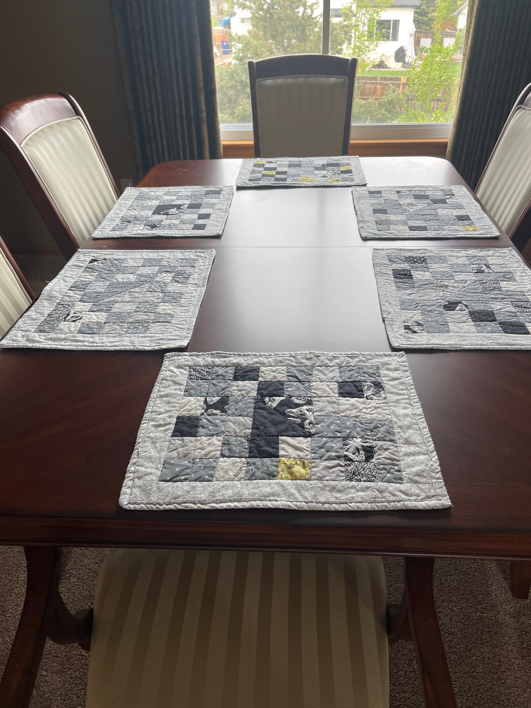 6 Black and White Placemats