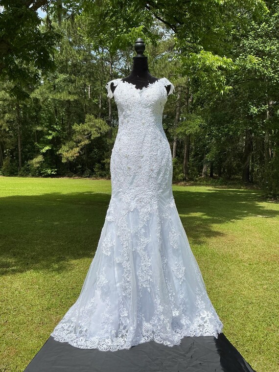 Elegant Wedding Dress
