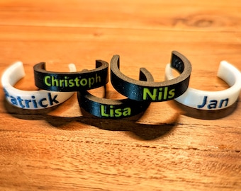 Multicolored personalized bottle markers – 3D printed, with name, for weddings, birthdays & parties