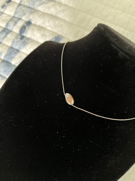 Cowrie Shell Pendant Necklace. - image 3