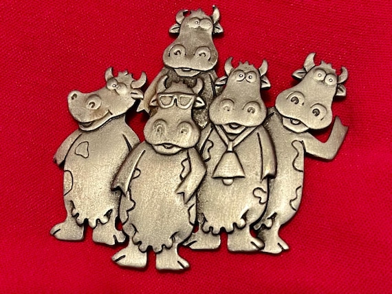 Vtg Signed JJ Pewter Herd of laughing Cows Brooch… - image 1