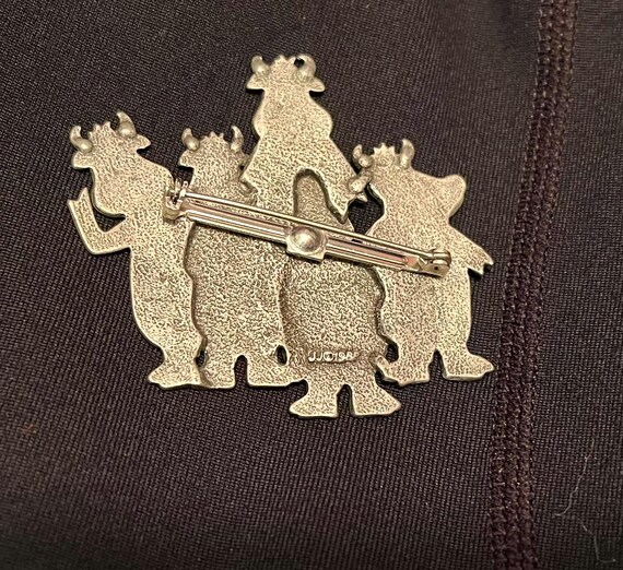 Vtg Signed JJ Pewter Herd of laughing Cows Brooch… - image 3