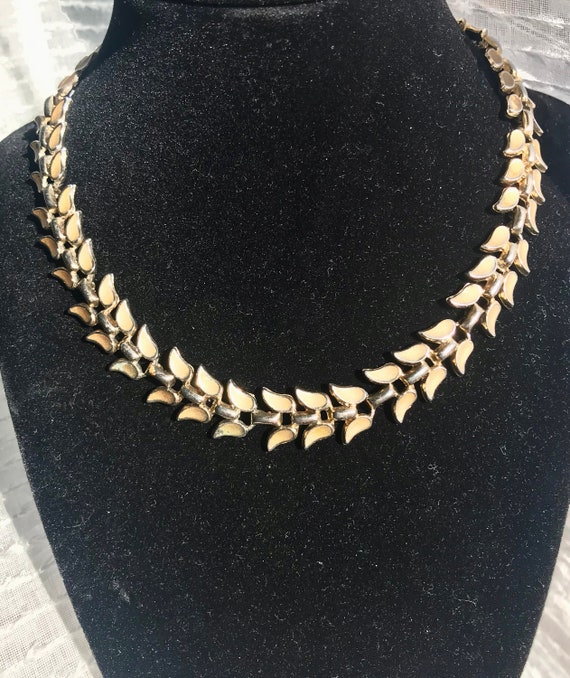 Crown Trifari vinage 1950's Necklace