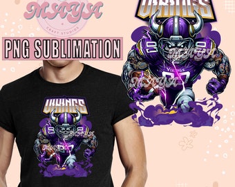 Könnte beinhalten: Ein Sublimationsdesign mit einem Cartoon-Footballspieler, der ein violettes und goldenes Trikot mit dem Wort "VIKINGS" trägt. Der Spieler rennt mit dem Football und hat ein Schädelgesicht. Das Design ist vor einem violetten und schwarzen Hintergrund platziert.