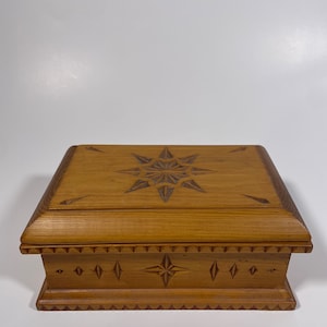 Vintage Carved Wooden Trincket Box