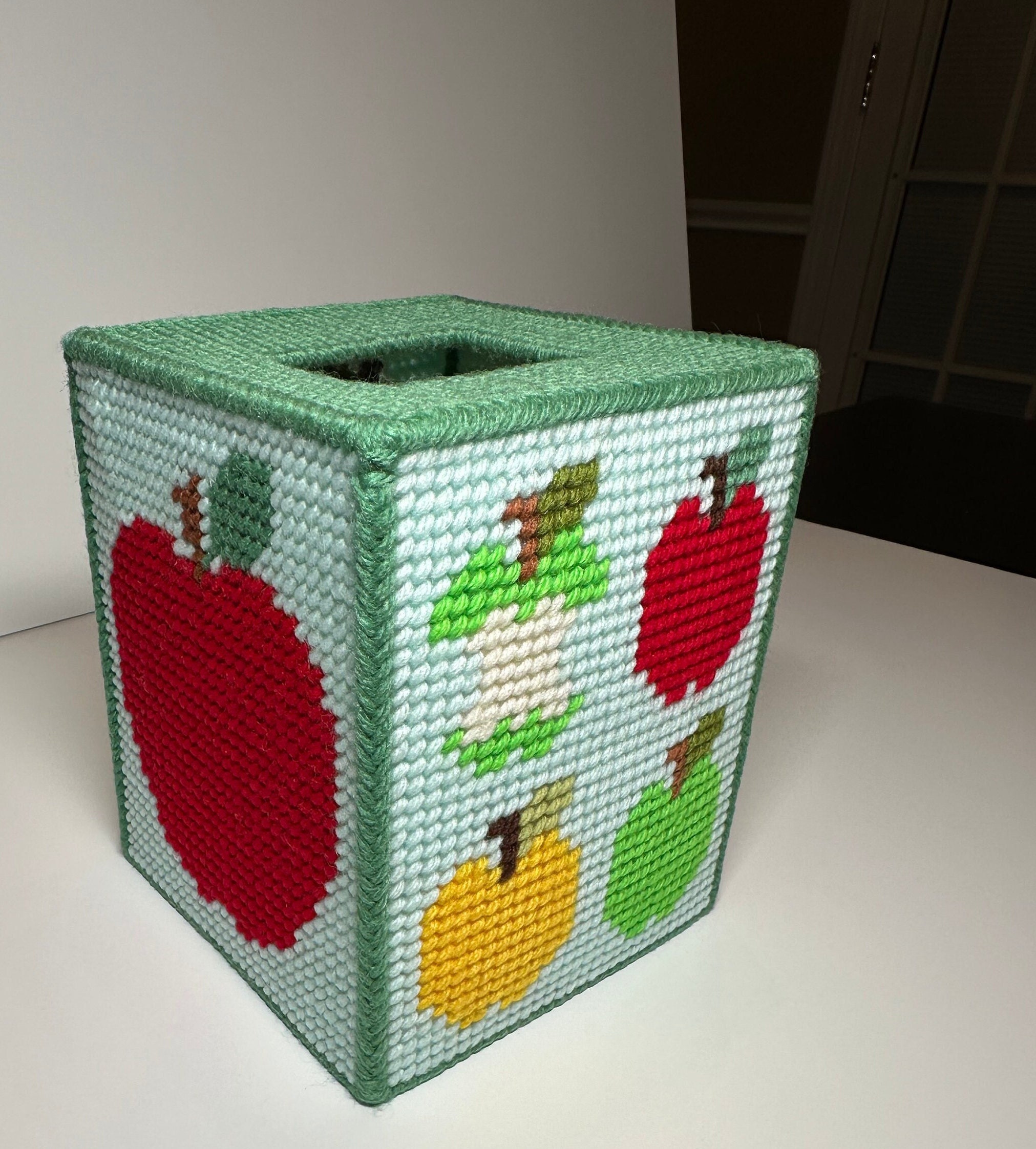Apple tissue box discount