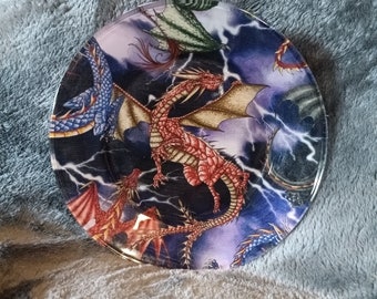 Assiette en verre vibrante avec dragons, éclairs, couleurs vives - Support pour assiette inclus - Idée cadeau unique !