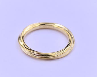 złoty skręcony pierścień Pandora