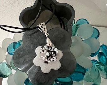 Black and White Chocker Necklace - 16 Inch Cord