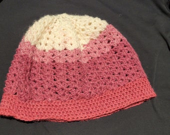 White and Pink Shell Hat