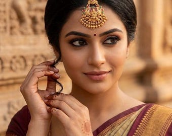 Temple Maang Tikka Lakshmi Tocado nupcial / Oro mate del sur de la India Matha Patti Ruby Emerald Hair Jewelry Boda Mehndi Haldi