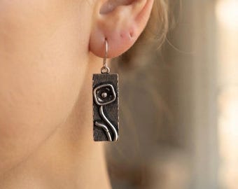 Oxidized Silver Rectangular Flower Earrings, Minimalist Poppy Bar Dangle Drops, Antique Indian Boho Earrings, Textured Gypsy Jewelry Gift