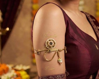 Gold Plated Moti Bajuband Adjustable Upper Armlet, Kundan Pearl Vanki Arm Band, Antique Indian Temple Bridal Jewelry, Gift for Her