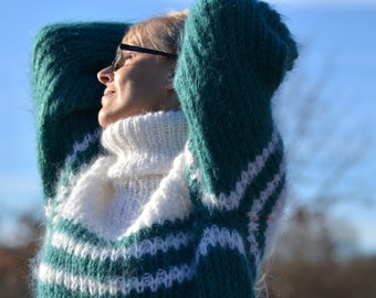 Hand knit mohair sweater in green and white by Dukyana One size fitting size M and size L