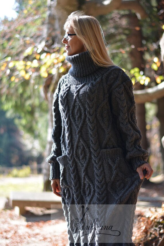 Fait a la main WOOL robe tricotee a la main Tneck pull robe tricote cable pull longue robe cable robe en laine pull robe taille unique Dukyana Etsy Canada