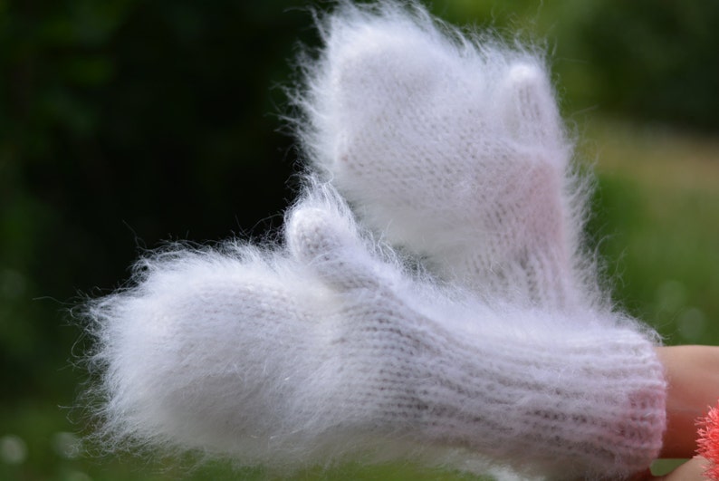 READY handmade mittens fuzzy mohair mittens hand knitted mohair muffs soft mohair mittens cute handknit mohair gloves long fuzzy White thick image 3