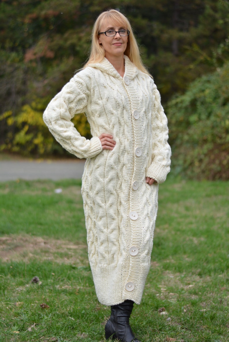 White aurumn cardigan Long wool cardigan Handknit soft merino coat Handmade cabled cardigan Hooded long cardigan Cream white Ready-to-send image 3