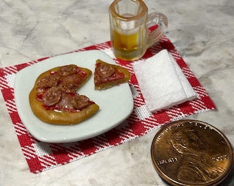 Miniature Dollhouse Pepperoni Pizza 1:12 Scale