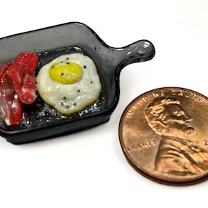 Dollhouse Miniature Eggs and Bacon in Glass Pan: 1/12 Scale