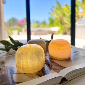 Onyx Marble Bun Lamp - Minimalist Zen Night Light - USB Rechargeable Touch Sensor Crystal Lamp -Smooth Pebble Table Light ,Modern Home Decor