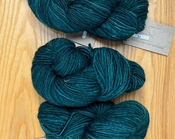 MANOS del URUGUAY 100% wool kettle dyed skein of yarn
