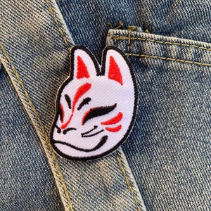 Kitsune Mask iron on Patch , Sew On Embroidered Patch Appliqués