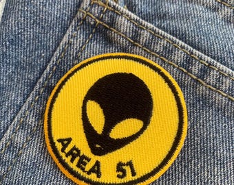 エイリアンパッチ AREA 51 アイロンパッチ、DIY 服、バッグ、帽子用の刺繍パッチ