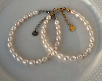Pulsera minimalista para mujer, pulsera de perlas delicadas, pulsera de cuentas delicadas, regalo de San Valentín, joyería de perlas de agua dulce, joyería nupcial