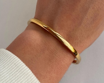 Gold Bangle Bracelet, Minimalist Bracelet, Thin Click Bangle, Non Tarnish Oval Bangle Stainless Steel, Christmas Gift, Waterproof Bracelet