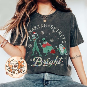 Retro Making Spirits Bright Hitchhiking Ghosts, Santa Hat Merry Christmas, Haunted Mansion Shirt, Very Merry Christmas Party, Christmas Gift