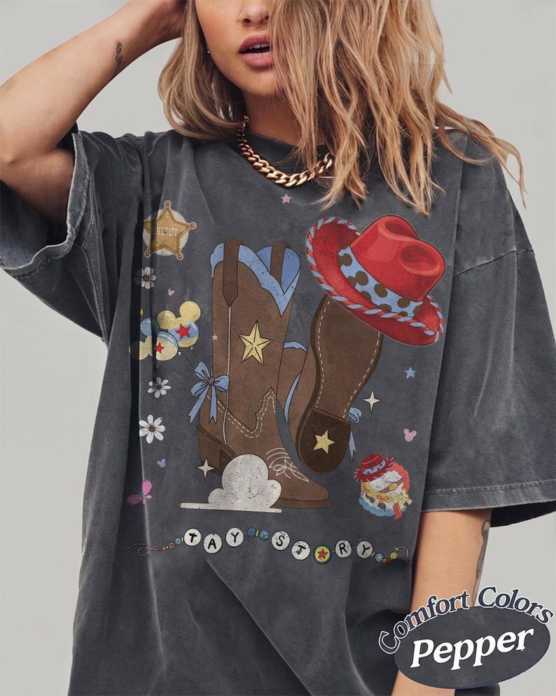Maglietta vintage "I Knew It I Knew You", maglietta vintage TS Jessie Cow Girl Toy Story 5, maglietta "You've Got A Friend In Me", viaggio tra ragazze a WDW Disneyland immagine 2