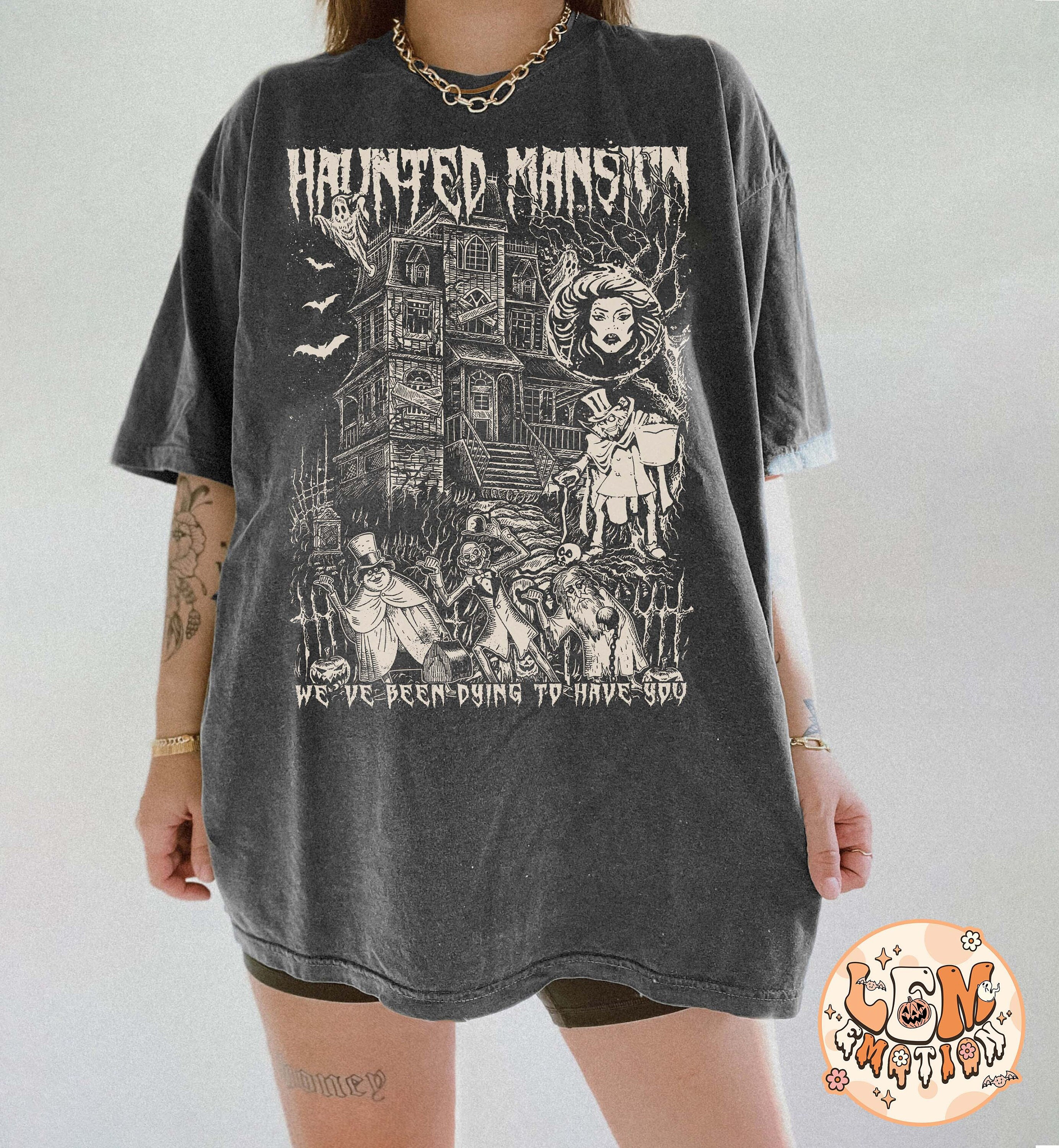 Retro The Haunted Mansion Shirt, Disney Halloween T-shirt, Madam Leota Hitchhiking Ghosts, Halloween Matching Family Shirt,Spooky Season Tee