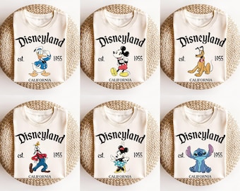 Maglietta Retro Disneyland Est 1955, Maglietta Disney All Characters, Maglietta Mickey And Friends, Maglietta Disney Group, Maglietta Disney Family, Viaggio Disney