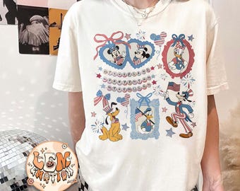 Retro Coquette-roséer Musse Pigg och vänner festar i USA-skjorta, Disneys patriotisk skjorta, Disneys 4 juli-skjorta, magisk självständighetsdagen-tröja
