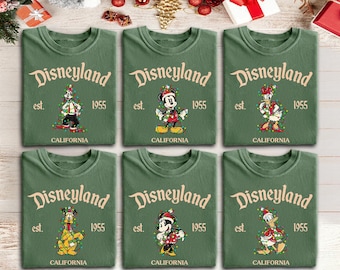 Retro Disneyland kerstshirt met alle personages, Disney kerstshirt, Mickey and Friends kerstshirt, kerstshirt Disneyland Est 1955