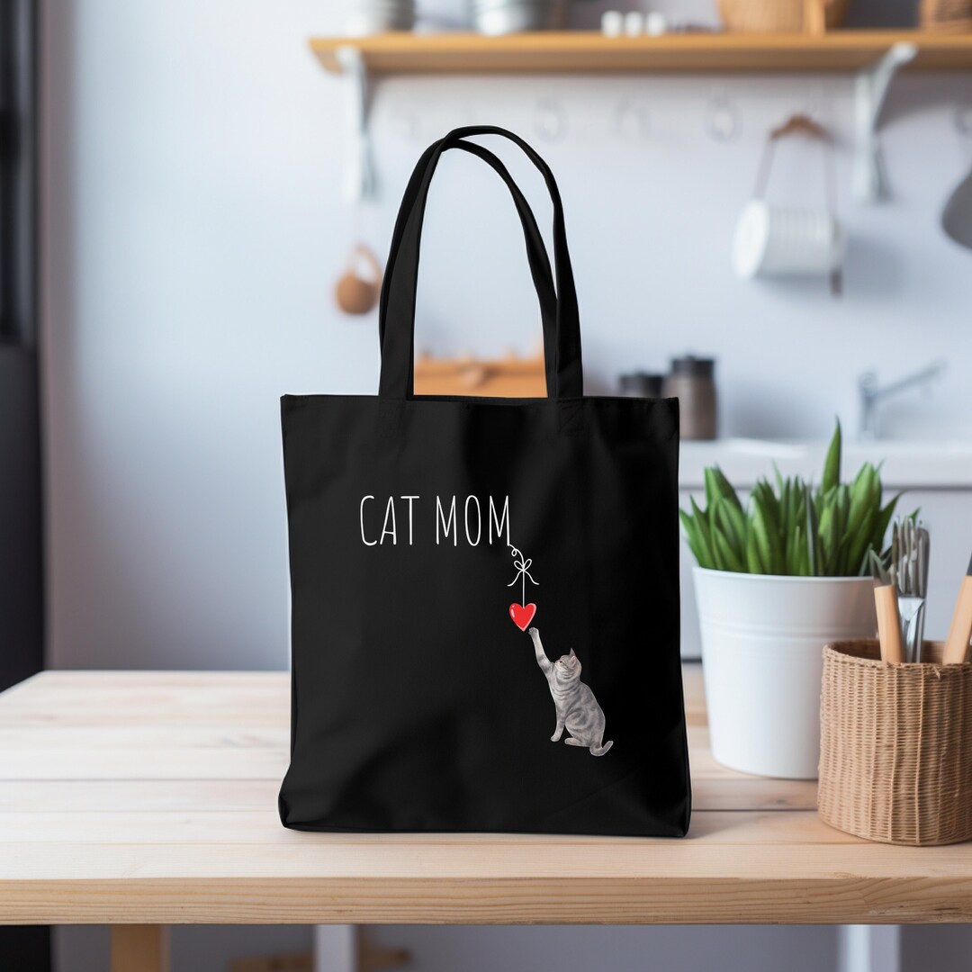 Personalized Cat Mom Circle Door Sign - Up to 5 Cats - Gift Idea For Cat Lover - Crazy Cat Lady main image 1