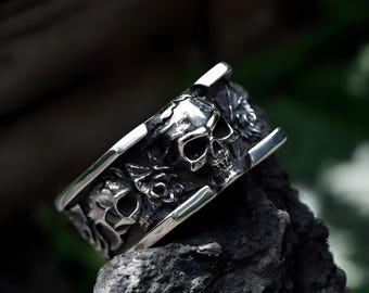 Skull & Roses Ring: Gothic Stainless Steel Band, Dark Souls Jewelry