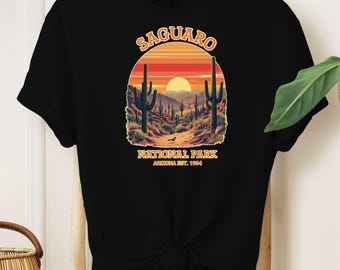 サワロ国立公園Tシャツ：ヴィンテージアリゾナデザートサンセットアパレル