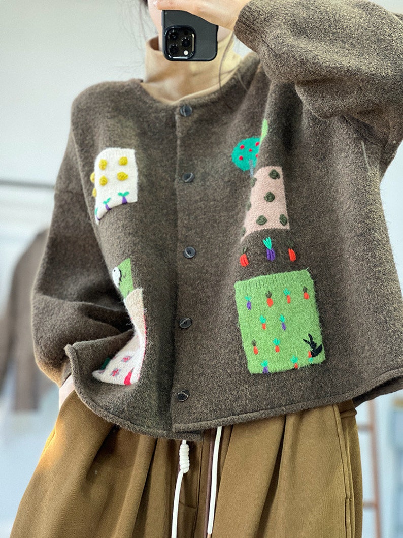 Cute color block forest style thin coat 3D hook pattern sweet cardigan for girls Carrot embellished loose button cardigan image 7