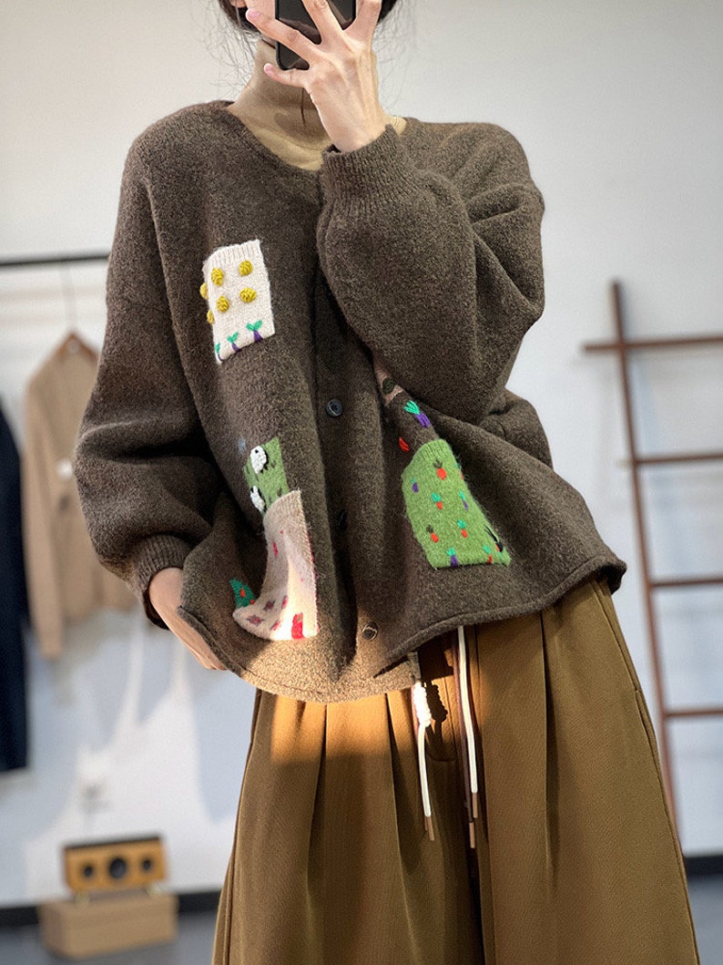 Cute color block forest style thin coat 3D hook pattern sweet cardigan for girls Carrot embellished loose button cardigan image 9