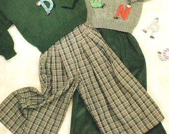 Maglione girocollo e cardigan vintage per bambini con scollo a V. Classici per bambini di Cleckheaton Country. Modello per maglia vintage in formato PDF.