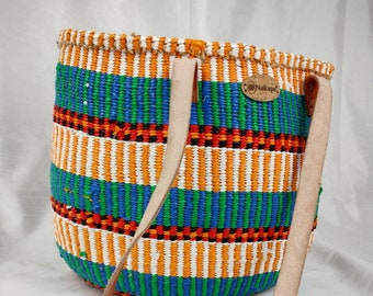 Borsa Kiondo riciclata naturale Borsa keniota in plastica riciclata a spalla fatta a mano Borsa africana da ufficio borsa kiondo borsa da donna etica Maasai