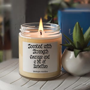 Kaars moed en kracht, verjaardagskaars, kaarsen van kokosnoot abrikozenwas, rebellen geurkaars, cadeau voor haar, huisdecoratie geurkaarsen,