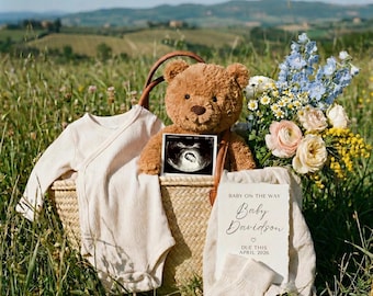 Simple Spring Pregnancy Announcement Digital Neutral Baby Reveal Minimalist Pregnancy Announcement Flower Baby Pregnancy Reveal Social Media