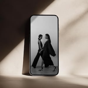 Editorial iPhone Mockup | Canva, Photoshop (Digital Download)