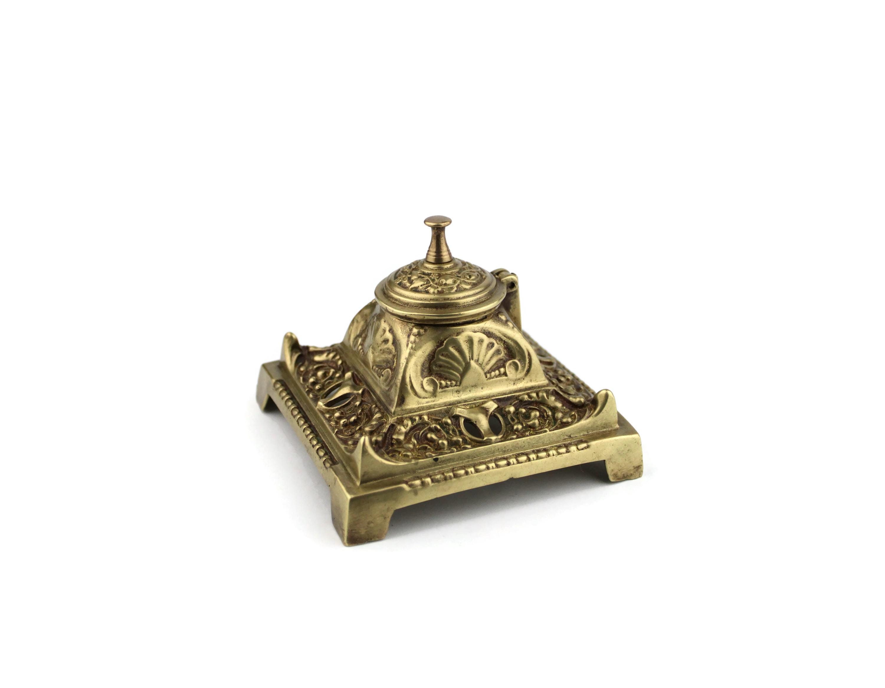 真鍮製装飾インク壺 20世紀英国製インク壺、アンティーク真鍮製インク壺、1900年代製