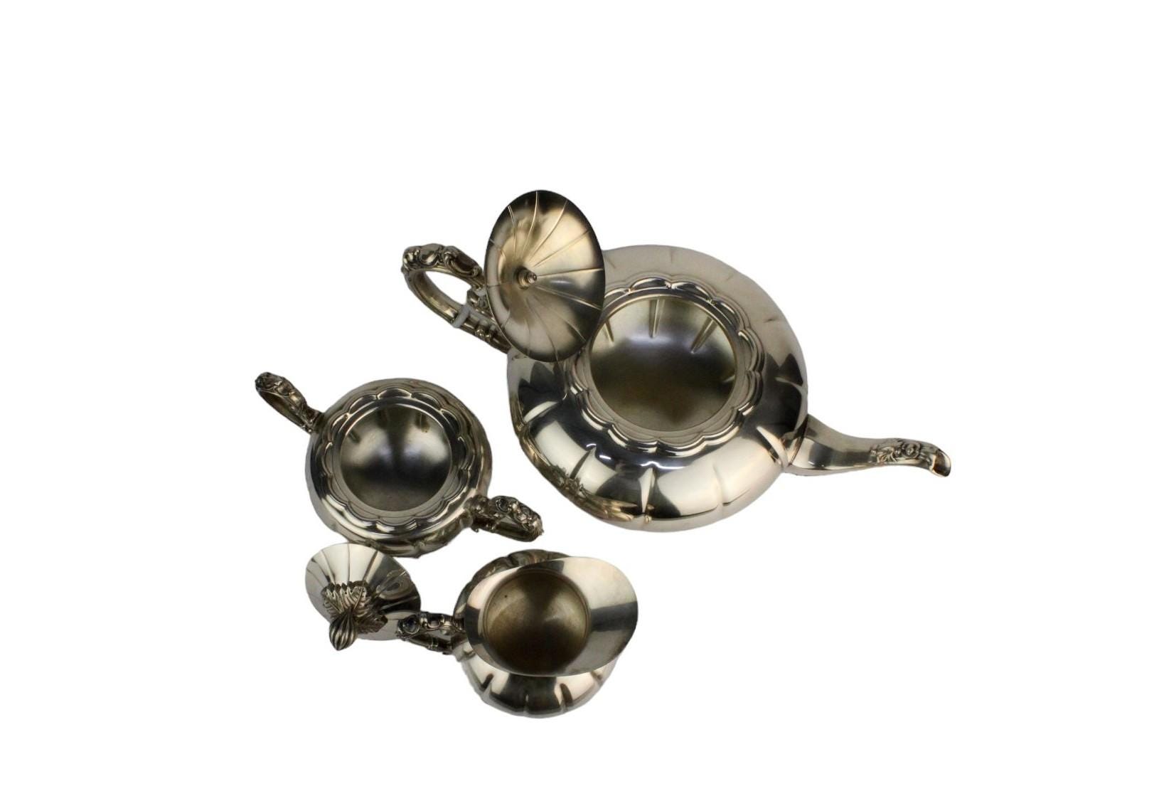 銀メッキのコーヒーセット、サラセンプレート（シェフィールド製