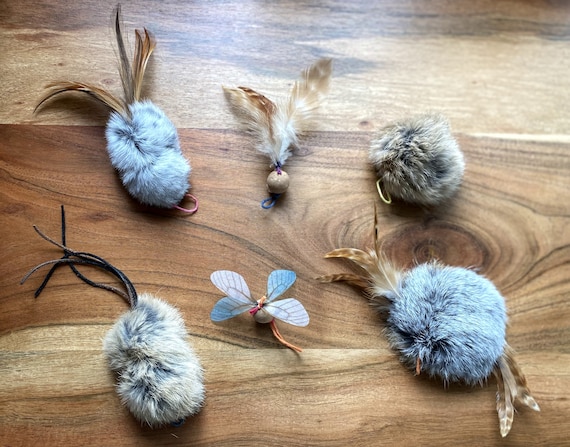 Cat Fishing Pole Lures, Set of 6, Rabbit Fur, Leather, Cork, Feathers,  Dragon Fly Wings, Interactive Cat Toys 