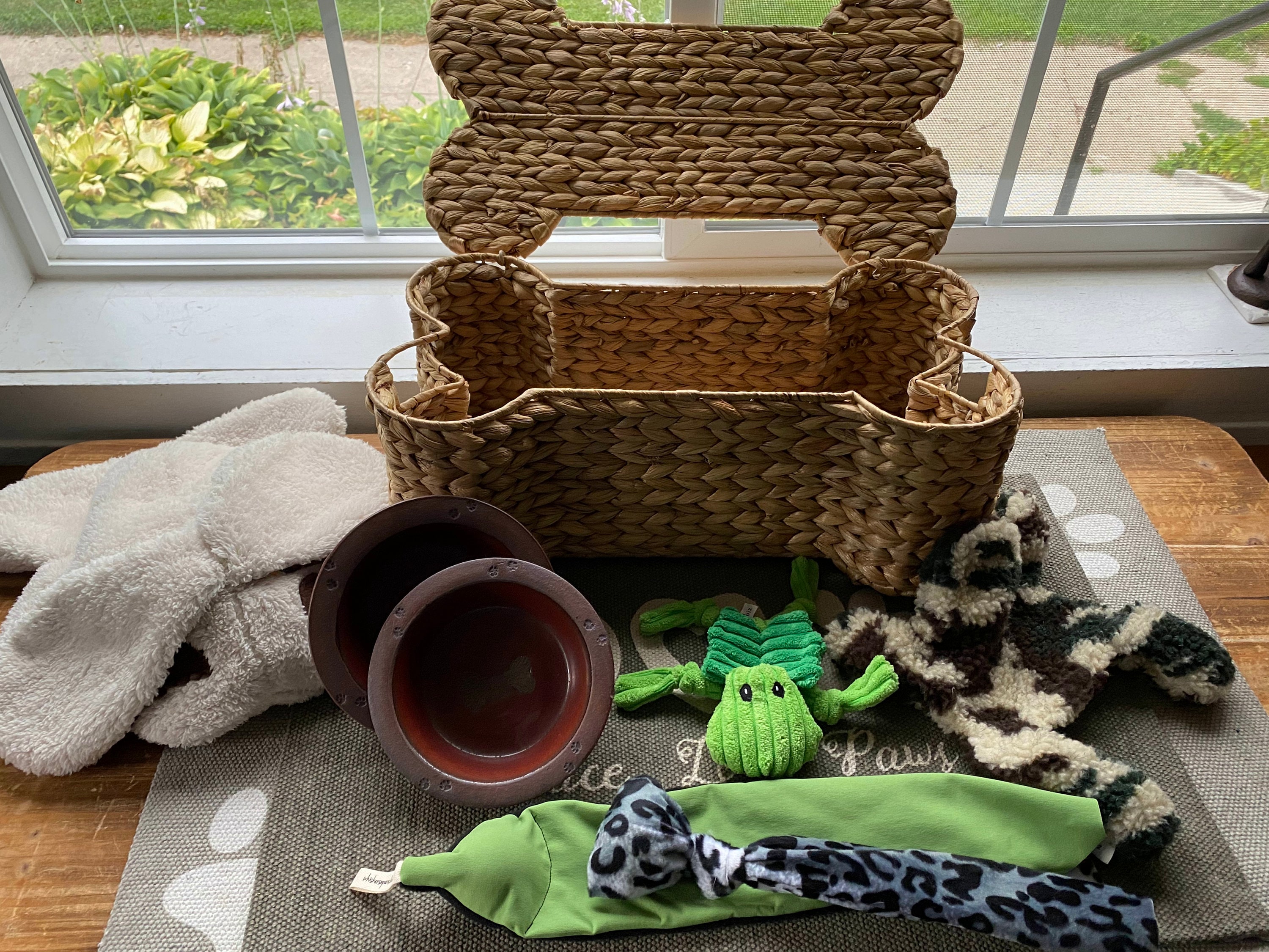 Bone Shaped Toy Basket at Betsy Brody blog