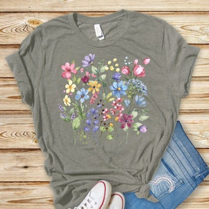 Blumen-Shirt, Geschenk für sie, Blumen-Shirt Ästhetik, Blumengrafik-T-Shirt, Blumenhemd, Blumen-T-Shirt, Wildblumen-Hemd Wildblumen-T-Shirt